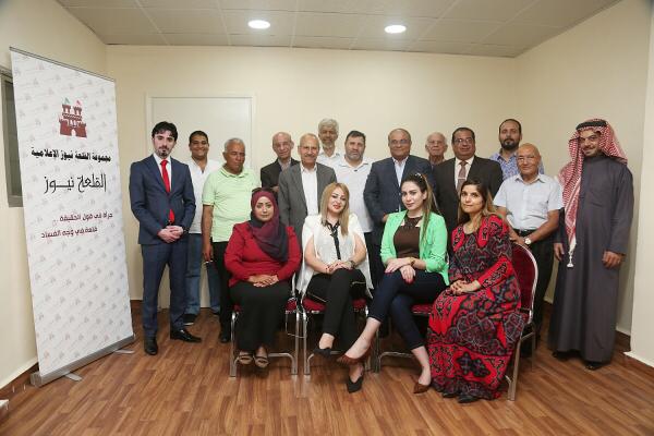 المومني خلال زيارته لمجموعة القلعة : يجب إعادة النظر في قضية المواقع الألكترونية وخريجي الصحافة والاعلام