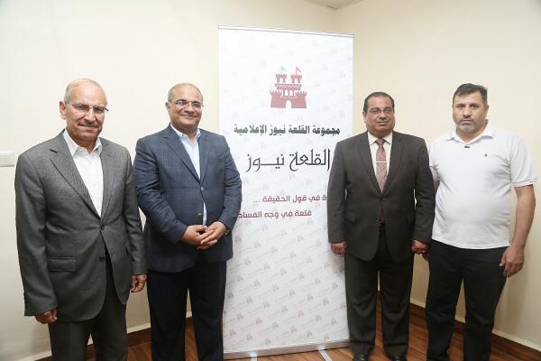 المومني خلال زيارته لمجموعة القلعة : يجب إعادة النظر في قضية المواقع الألكترونية وخريجي الصحافة والاعلام