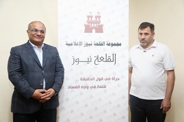 المومني خلال زيارته لمجموعة القلعة : يجب إعادة النظر في قضية المواقع الألكترونية وخريجي الصحافة والاعلام