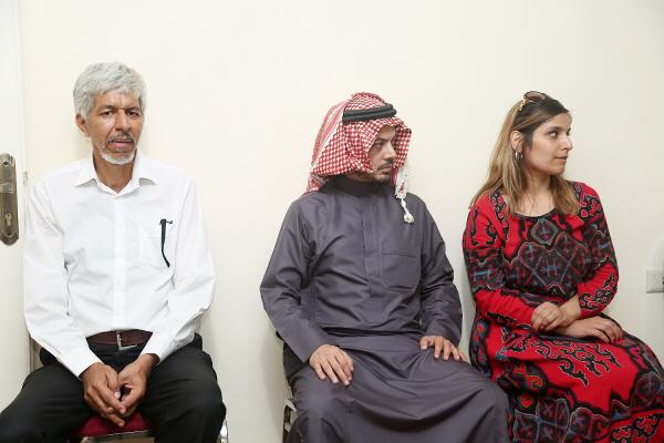 المومني خلال زيارته لمجموعة القلعة : يجب إعادة النظر في قضية المواقع الألكترونية وخريجي الصحافة والاعلام