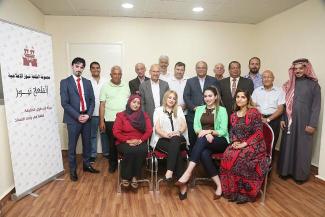 المومني خلال زيارته لمجموعة القلعة : يجب إعادة النظر في قضية المواقع الألكترونية وخريجي الصحافة والاعلام