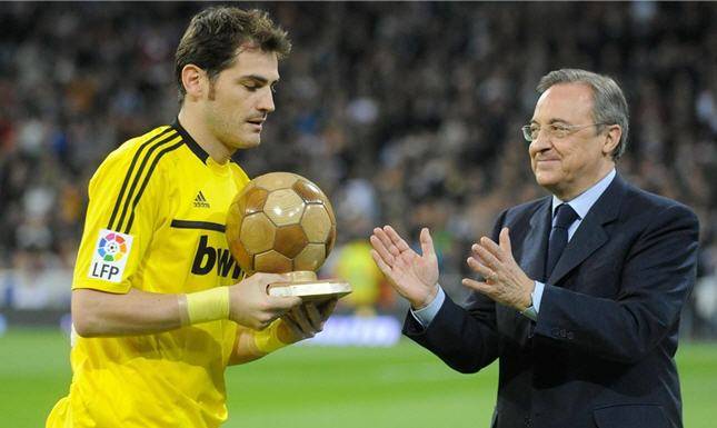 مفاجأة في ريال مدريد .. بيريز يعترف بخطأ إبعاد الحارس السابق كاسياس ويقرر إعادته للنادي