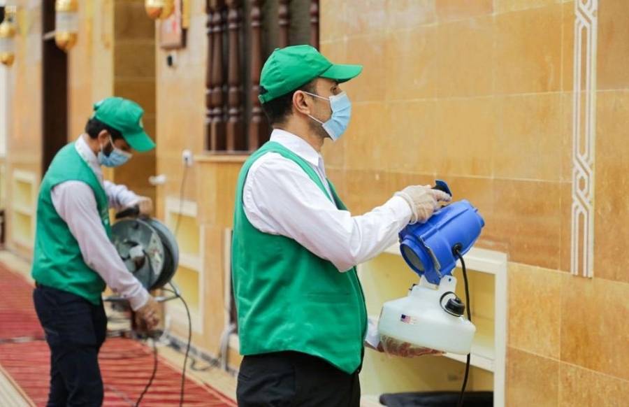 تعقيم مساجد مكة المكرمة بتقنية تقضي على الفيروسات في 30 ثانية