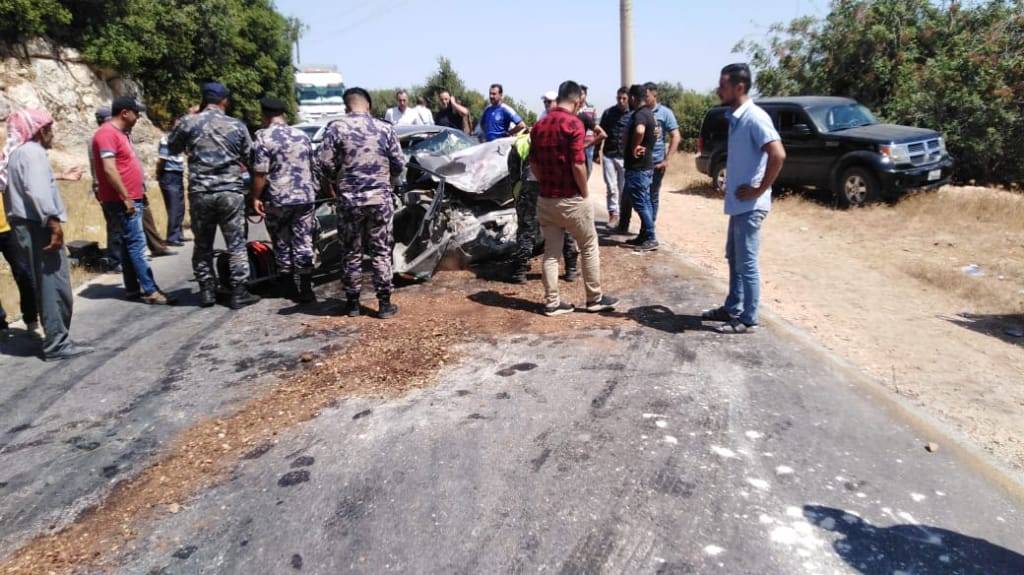خمسة اصابات بحادث تصادم بين مركبتين في منطقة برقش 