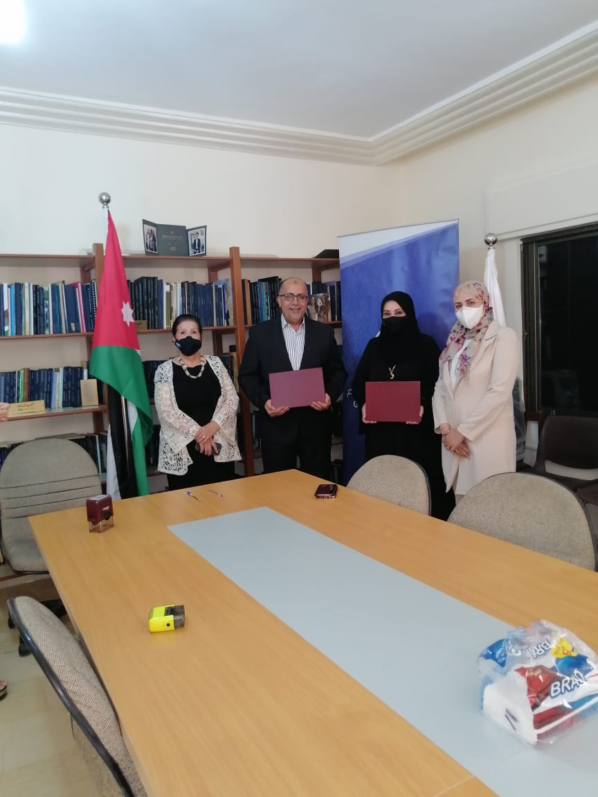 توقيع مذكرة تفاهم بين الإتحاد النسائي الأردني العام ومركز العالم العربي للتنمية الديمقراطية وحقوق الإنسان
