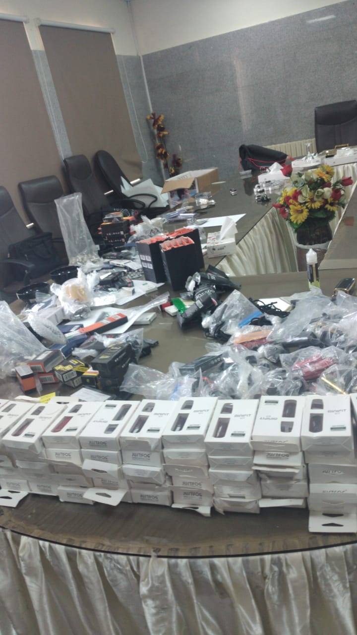 الجمارك الاردنية تحبط تهريب كميات كبيرة من السجائر الكترونية 