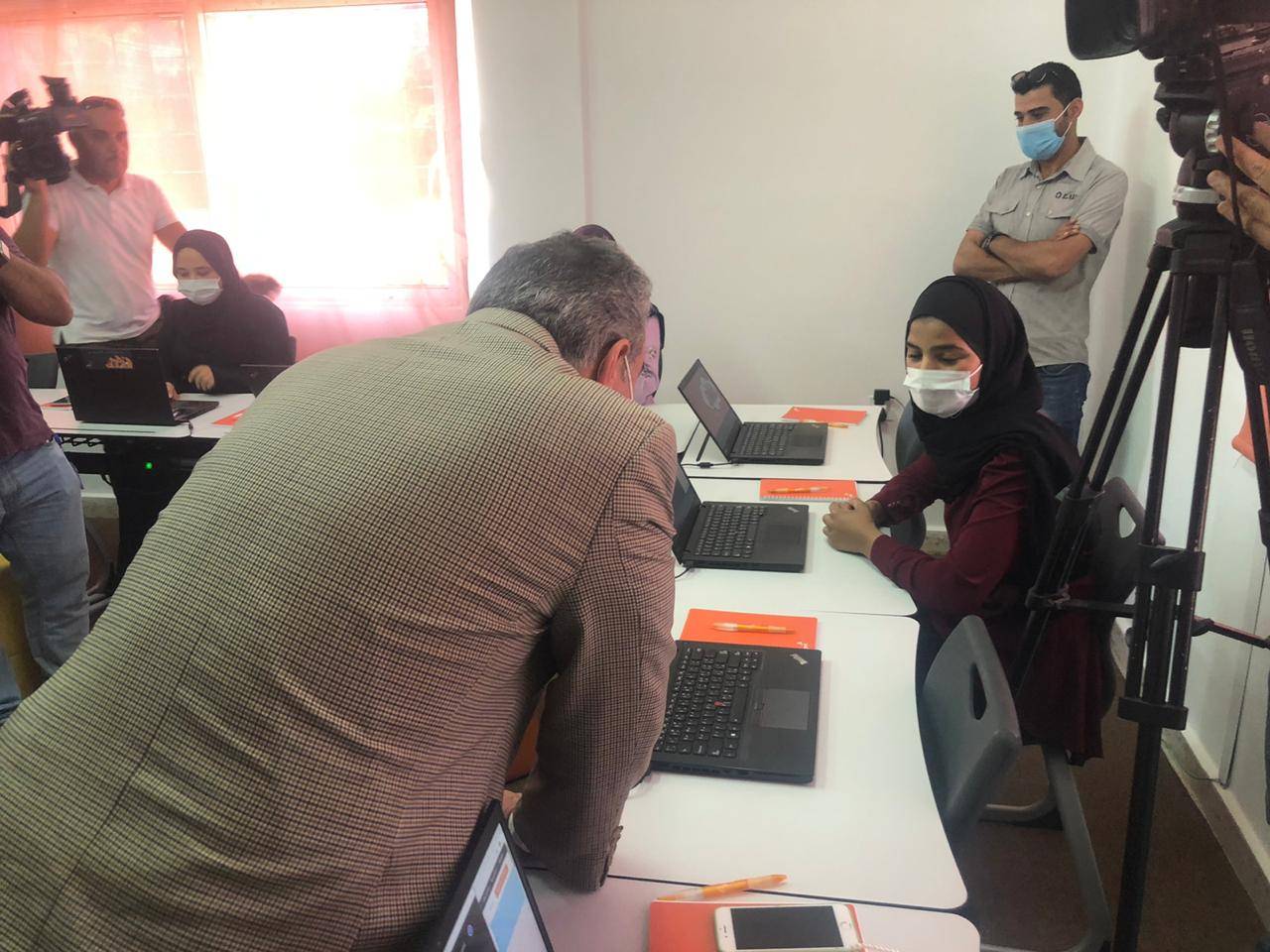 وزير الشباب يرعى حفل إطلاق قاعة حاسوب في  شباب الشونة الشمالية