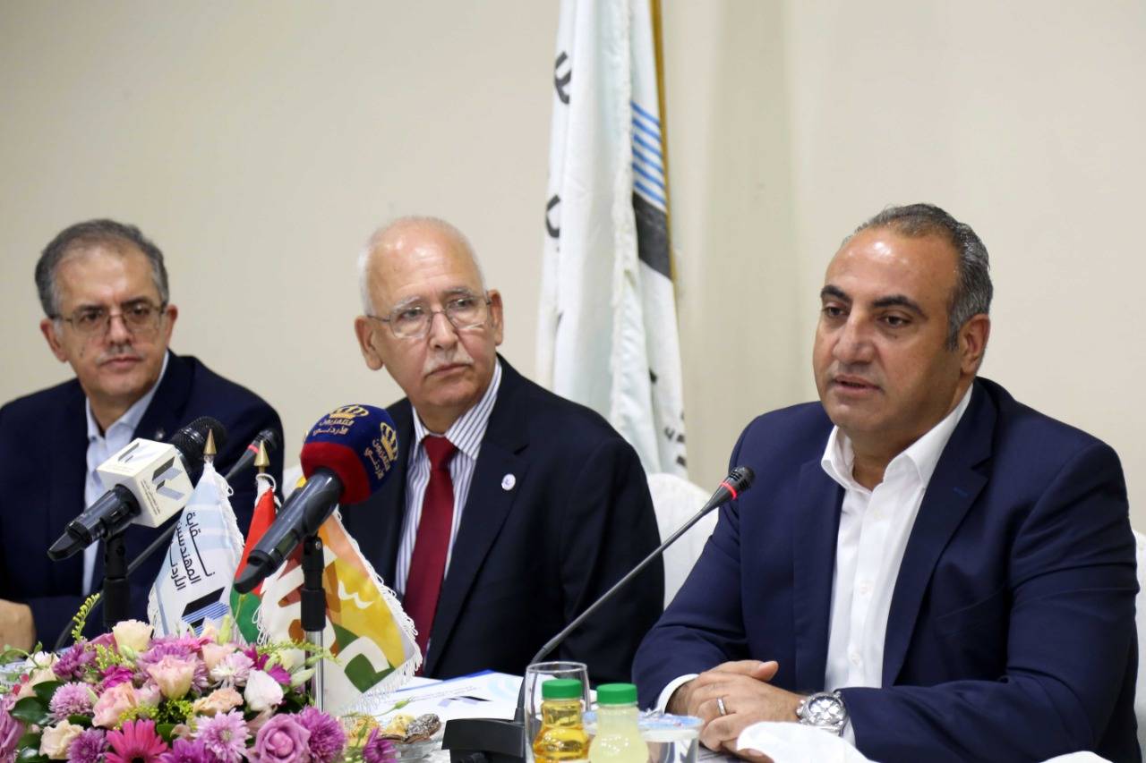 نقابة المهندسين وأمانة عمان الكبرى توقعان اتفاقية للربط الالكتروني ورخص المهن