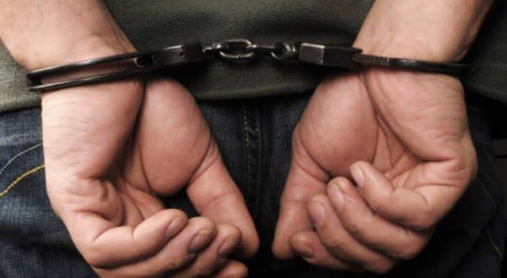 توقيف 3 أشخاص على ذمة قضية تسمم 700 شخص ووفاة طفل في منطقة البقعة