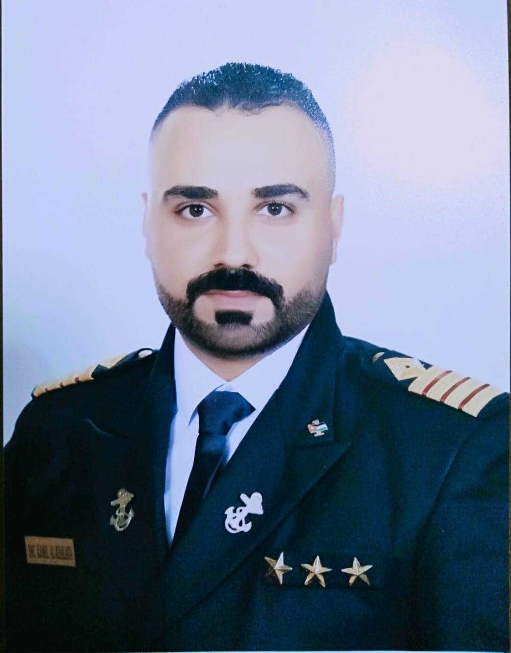تهنئة للمهندس كامل الخلايفه بمناسبه حصوله على شهادة مهندس بحري ثانِ 