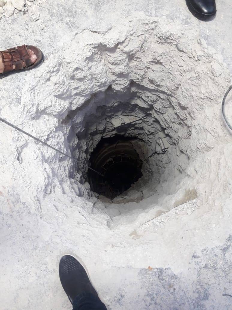 وزارة المياه والري : ضبط بئر مخالف بوادي السير واليات انشائية وتوقيف سائق شاحنة تستخرج البازلت بطريقة مخالفة بالهاشمية