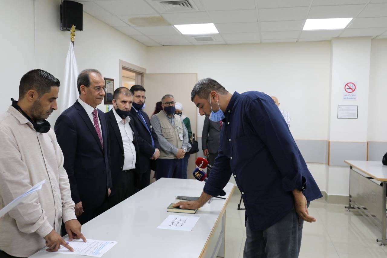 لجان الانتخاب تؤدي القسم القانوني امام أعضاء مجلس مفوضي الهيئة المستقلة للانتخاب