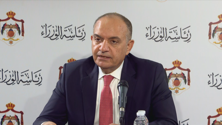 أمر الدفاع 11 يفرض عقوبات على كلّ منشأة لا يلتزم مرتادوها بارتداء الكمامات