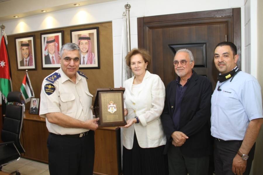 الجمارك تدرج الشركة العالمية للتجارة والاعمار ضمن القائمة الذهبية