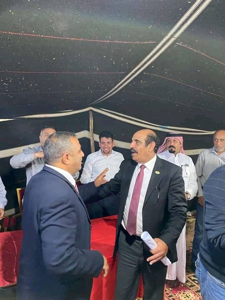 الأستاذ عليان موسى العدوان رئيس اتحاد الكتاب والأدباء يفوز بصندوق الانتخاب لعشيرتي الذوارعة والفوارعه العدوان