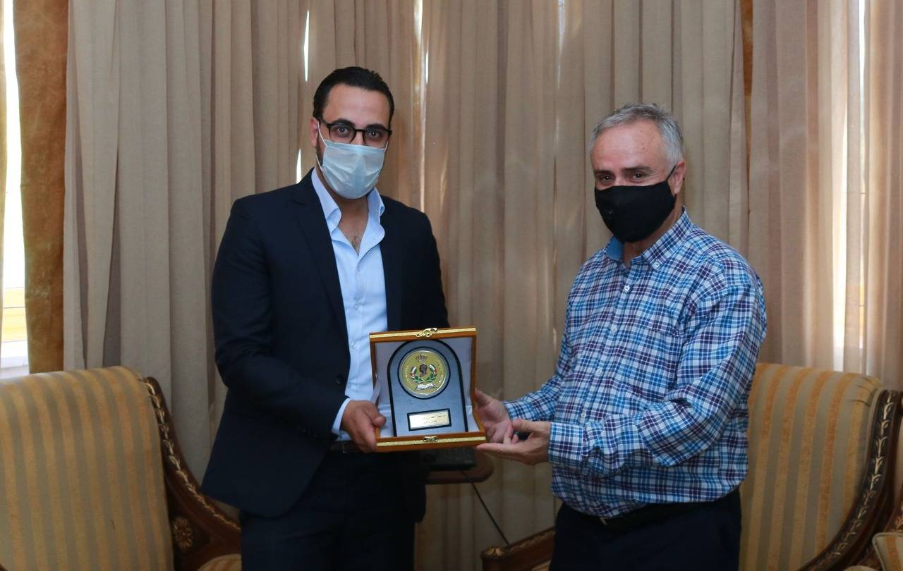 إتفاقية لإنشاء مختبر ذكاء صناعي وريبوت آلي في جامعة الحسين بن طلال