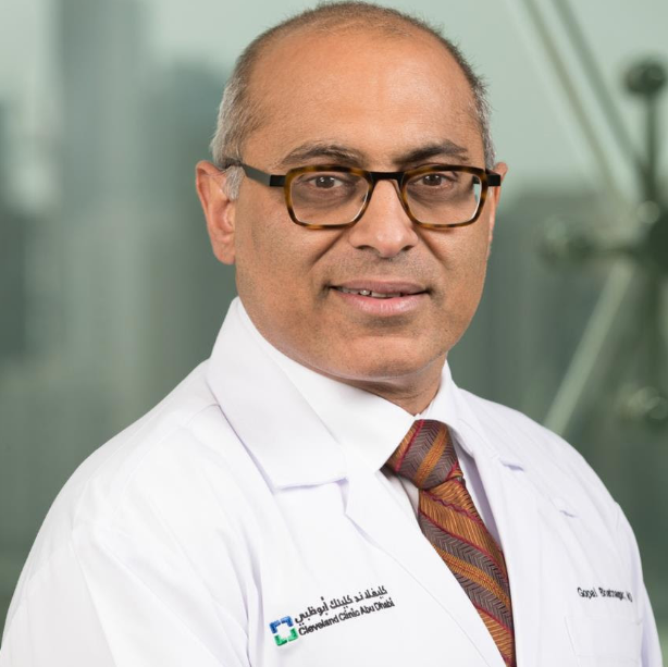 الأطباء في كليفلاند كلينك أبوظبي يحققون إنجازاً مهماً بإجراء جراحتين معقدتين في عملية واحدة ونادرة