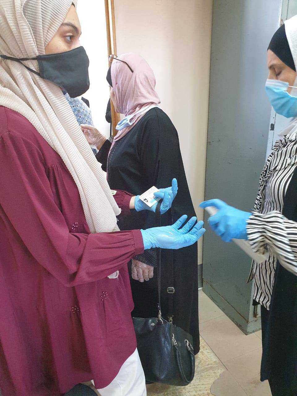 طلبة الشامل يبدون ارتياحهم لمستوى أسئلة الورقة الأولى