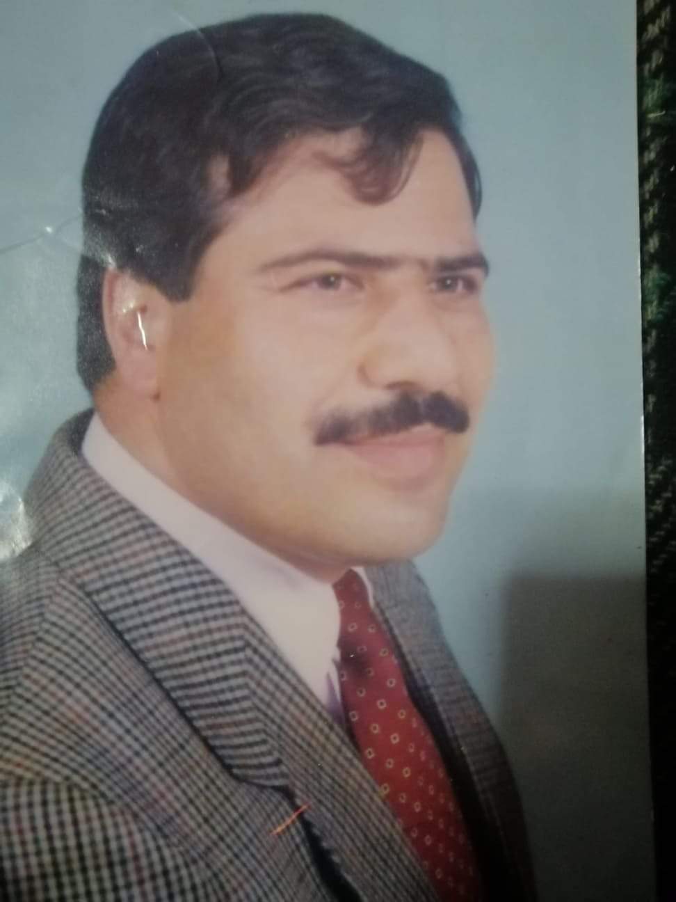 الدكتور احمد عيال عواد وعائلته الكريمة يهنئون ابنتهم دلال بمناسبة نجاحها في الثانوية العامة