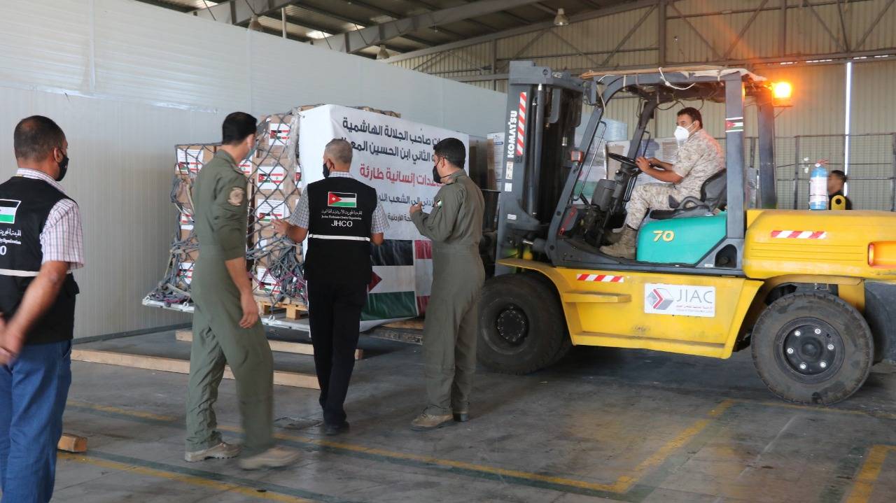 الهيئة الخيرية الأردنية الهاشمية تستمر بارسال طائرات اغاثة الى لبنان
