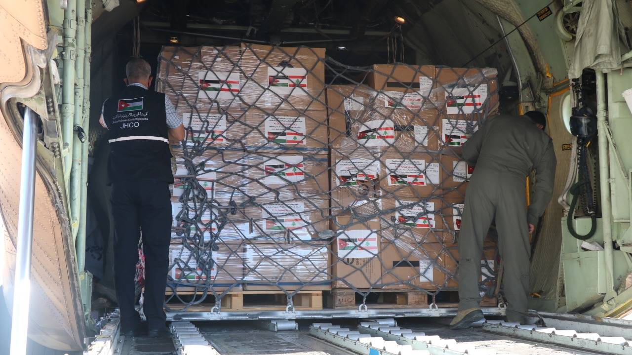 الهيئة الخيرية الأردنية الهاشمية تستمر بارسال طائرات اغاثة الى لبنان