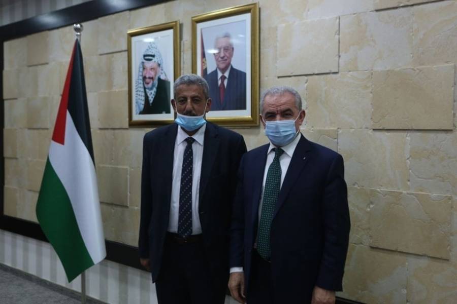 رئيس الوزراء الفلسطيني يوجه تعليماته للنهوض بالقطاع البيئي