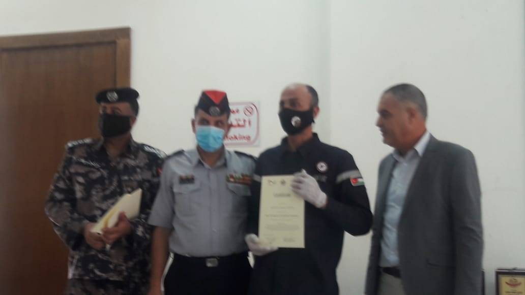 اختتام دورة متطوعي الدفاع المدني في مادبا 