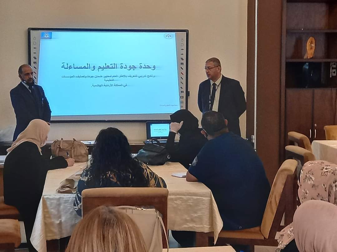 ورشة توعية للمدارس الخاصة في مدرسة لاتين الفحيص الثانوية