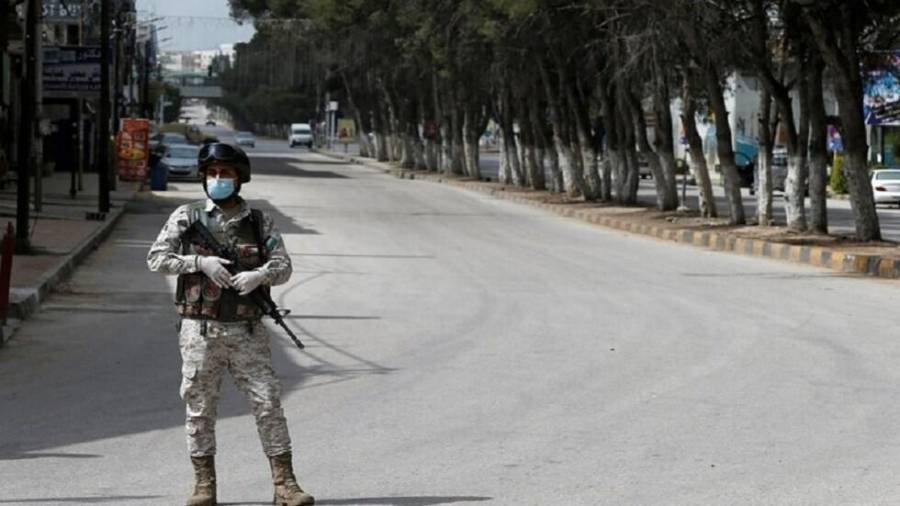 عزل 4 بنايات في العاصمة عمّان بعد تسجيل إصابات فيها