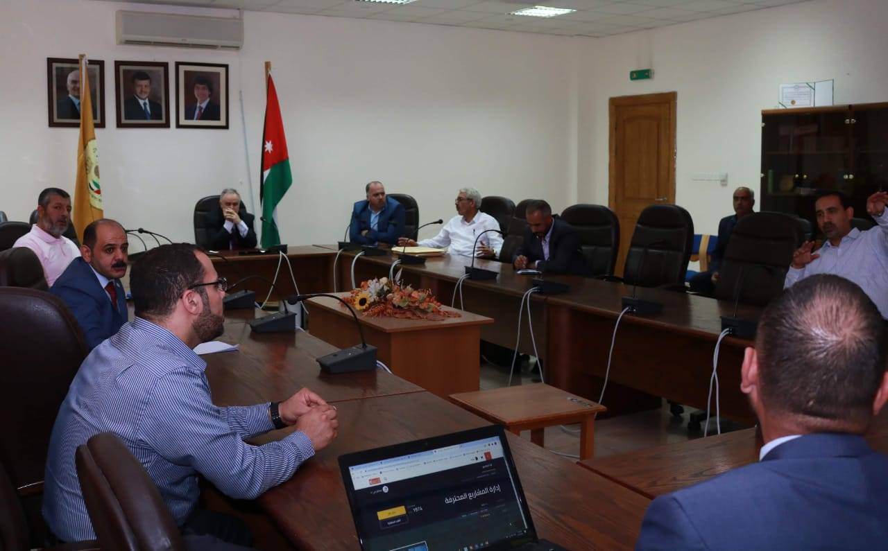 إنشاء منصة تعليمية لعقد البرامج والدورات التدريبية في جامعة الحسين بن طلال 