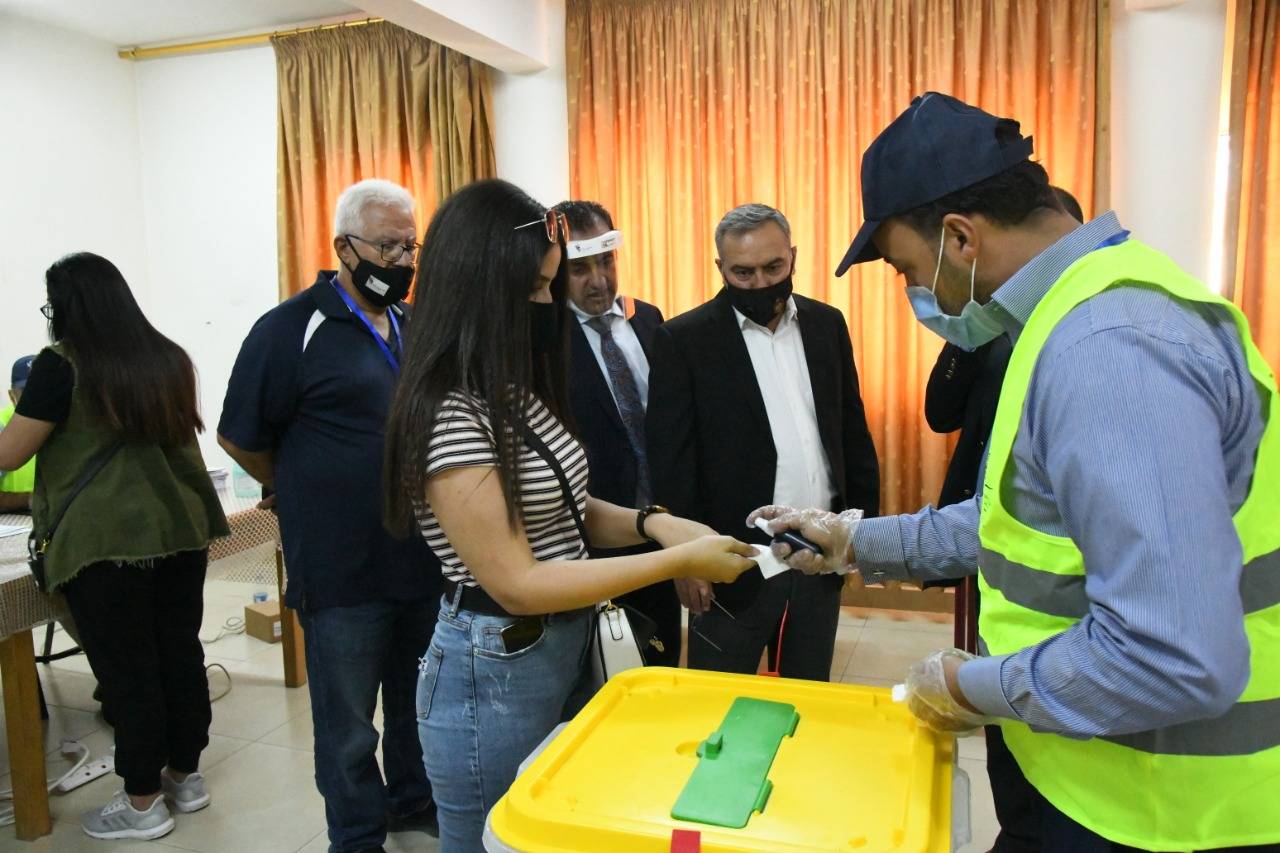 البريزات يؤكد ضرورة تعزيز مشاركة الشباب في العملية الانتخابية