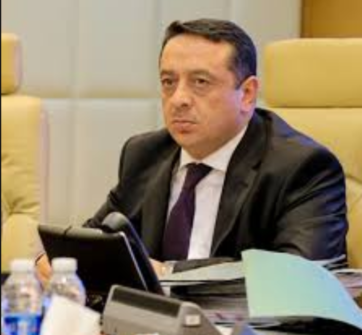 الداوود : اعطينا اصحاب العلاقة الصلاحية في تحديد عدد الموظفين في الدوائر الحكومية