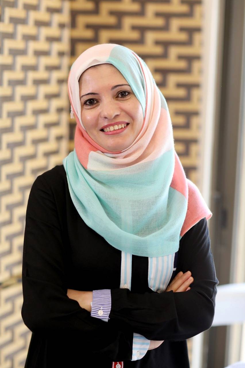 سيدة تتمكن من تجميل حياتها اقتصاديا عبر مركز للعناية بالبشرة