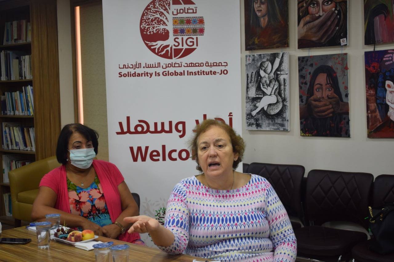 جمعية معهد تضامن تنظم لقاء تفكير استراتيجي مع قيادات ورموز الحركة النسائية ومن جميع القطاعات 