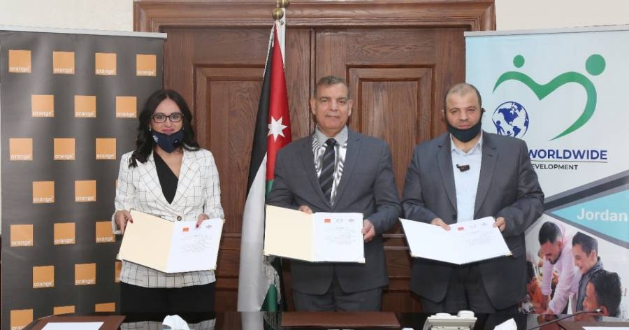 وزارة الصحة توقع اتفاقية تعاون مع اورانج الاردن لتنفيذ مشروع اتصال مرئي يخدم الاشخاص ذوي الاعاقة السمعية