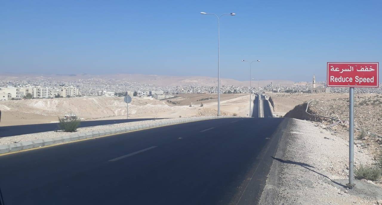 هكذا بدت محافظتي العاصمة والزرقاء منذ الليلة الماضية وحتى ظهر اليوم .. صور وفيديو