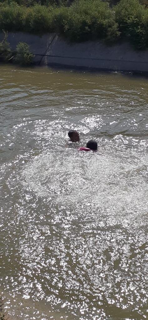 إنقاذ طفلا من الغرق في قناة الملك عبدالله بمنطقة المنشية 