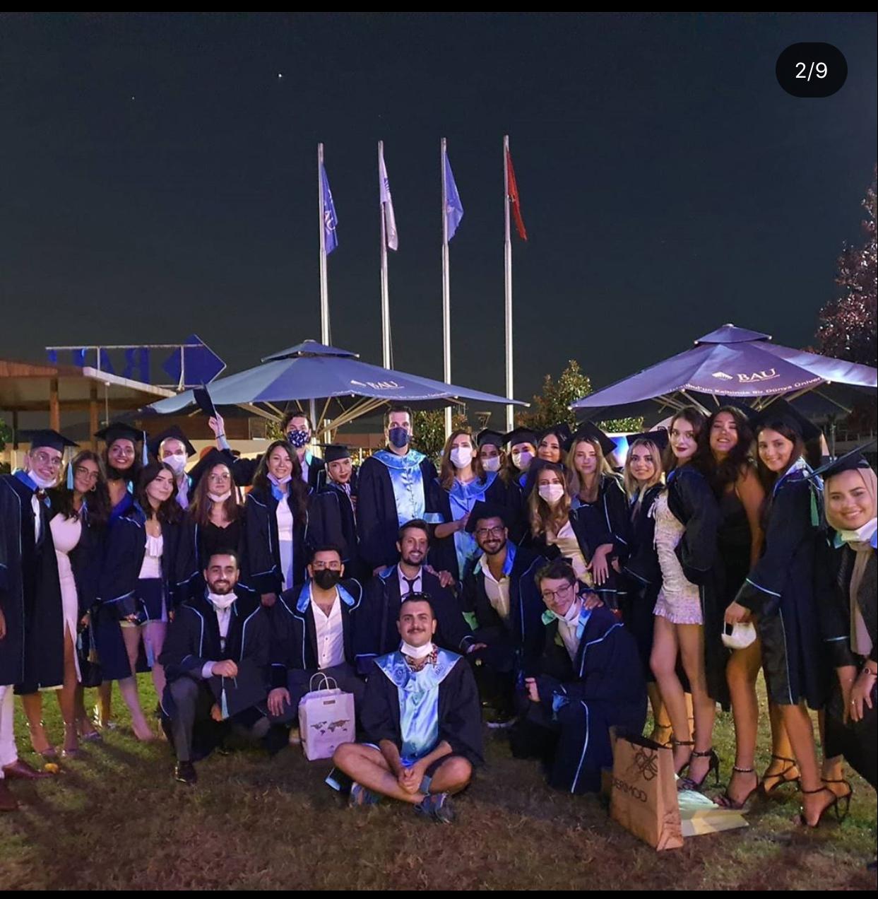 تهنئة للمخرجة نسرين الصبيحي نعمان وابنتها شهد شحادة بتخرجها من جامعة بهتشا شاهير التركية