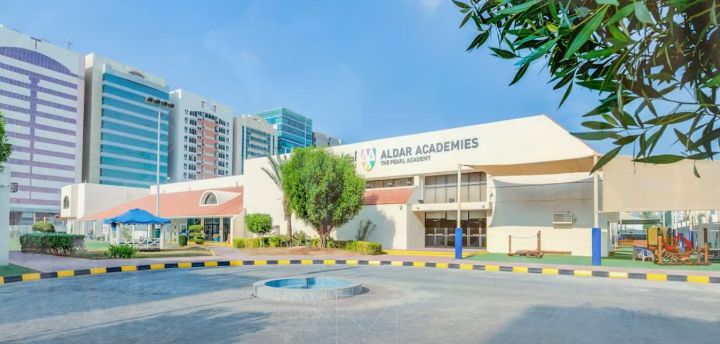 اكاديميات الدار تستقبل العام الجديد بتطبيق خطة متكاملة تضمن سلامة الطلبة والكادر التدريسي والإداري