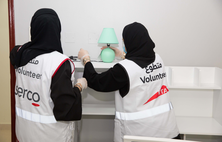 200 طالب یستفیدون من مبادرة طرق دبي لدعم التعلیم عن بُعد للأسر  ذات الدخل المحدود