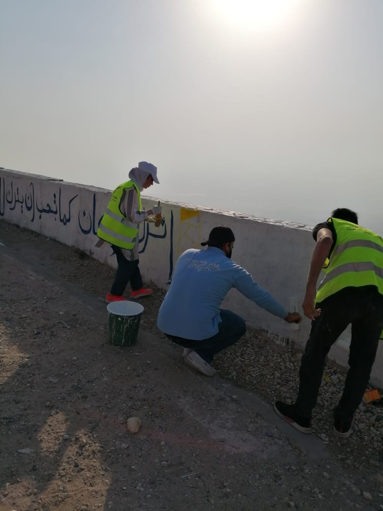 مبادرة طلتنا غير تنفذ جدارية على مطل شارع الستين في محافظة السلط 