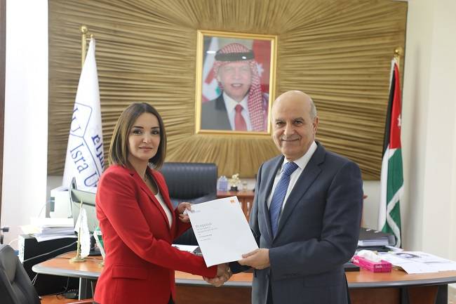 تجديد التعاون المشترك بين جامعة الإسراء وشركة أورانج