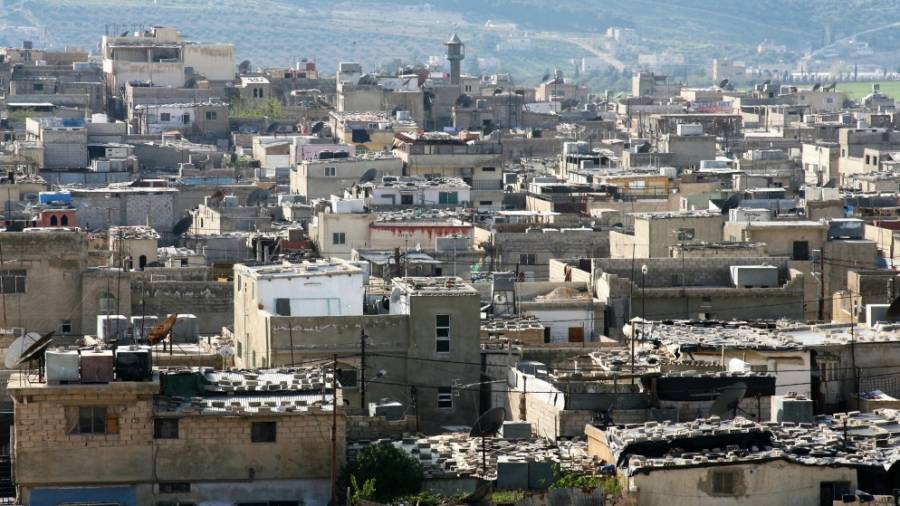 تربية عين الباشا : تعليق دوام 150 طالبا وطالبة في مرحلة الثانوية العامة بعد مخالطتهم لطالبة مصابة بالكورونا