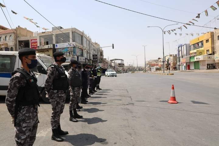 مديرية الأمن العام تكثف انتشارها الأمني في محافظتي العاصمة عمان والزرقاء