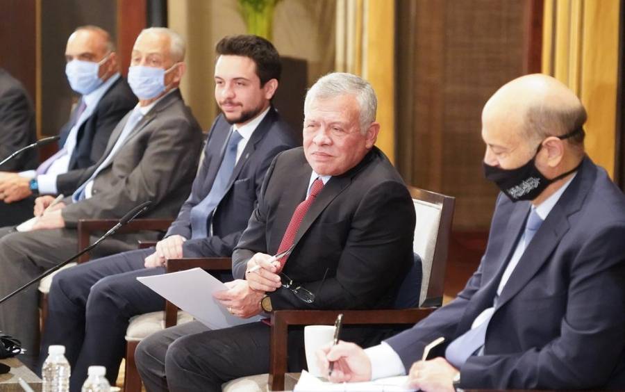 جلالة الملك عبدالله الثاني يلتقي وجهاء وشخصيات من عدّة محافظات