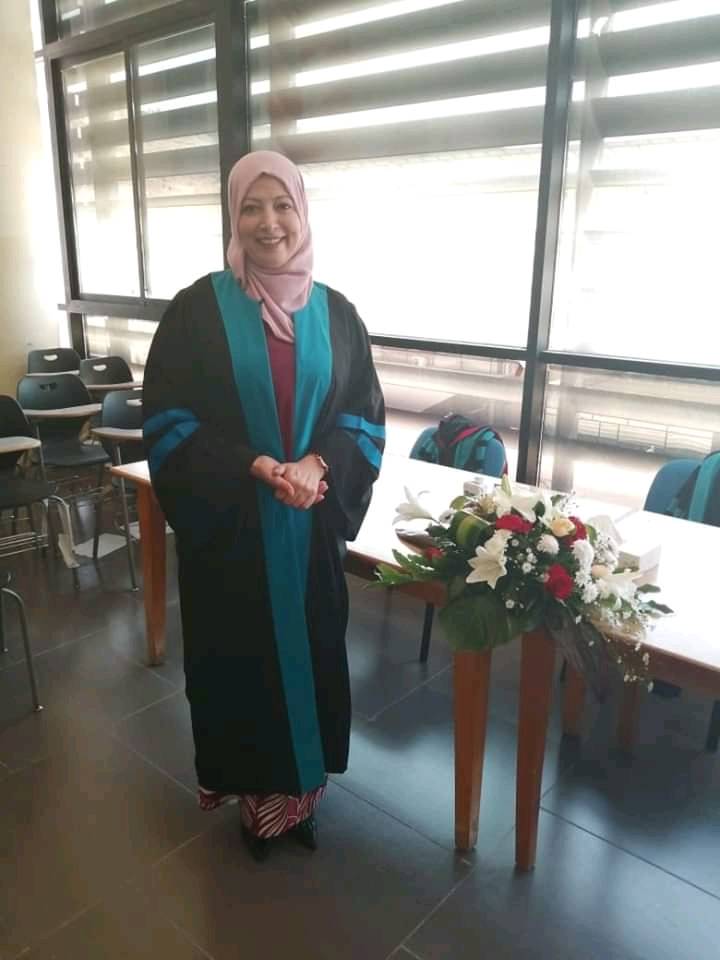 تهنئة للأستاذة اسماء سليمان الطويسي بحصولها على الماجستير في الموارد البشرية