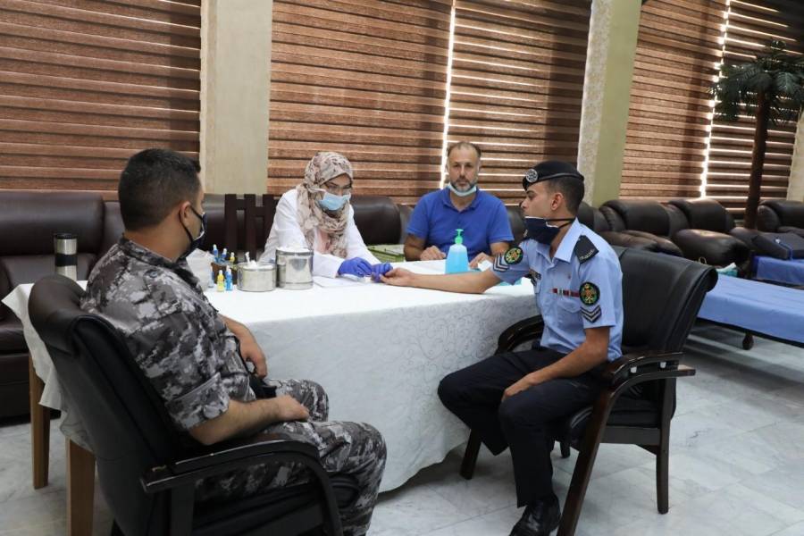 مديرية الأمن العام تطلق حملة للتبرع بالدم في قوات الدرك
