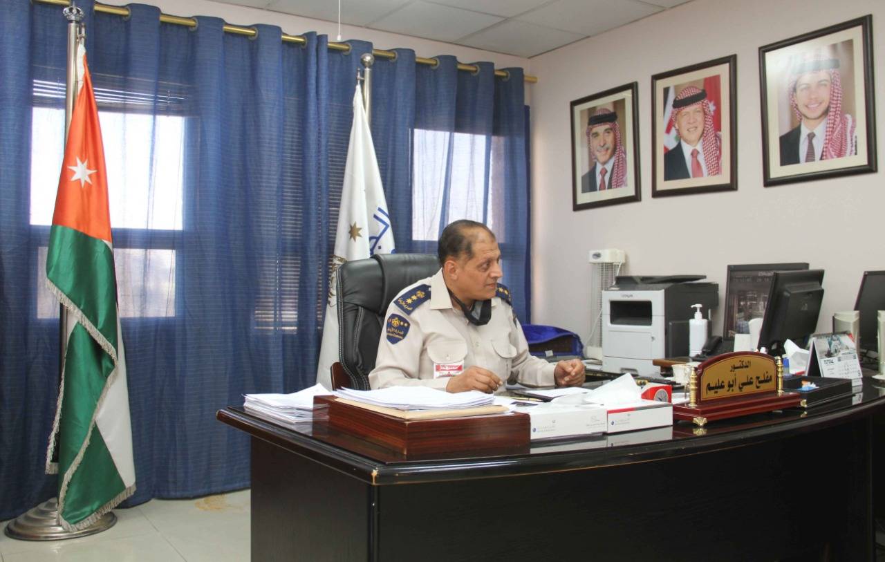 مركز جمرك مطار التخليص ينجز مليون وتسعمائة الف بوليصة طرد بريدي