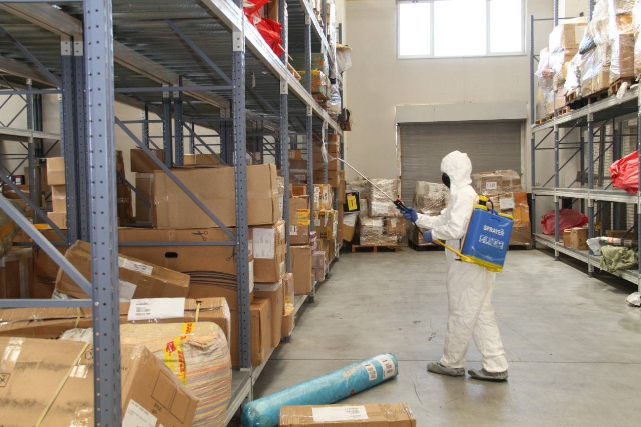 مركز جمرك مطار التخليص ينجز مليون وتسعمائة الف بوليصة طرد بريدي