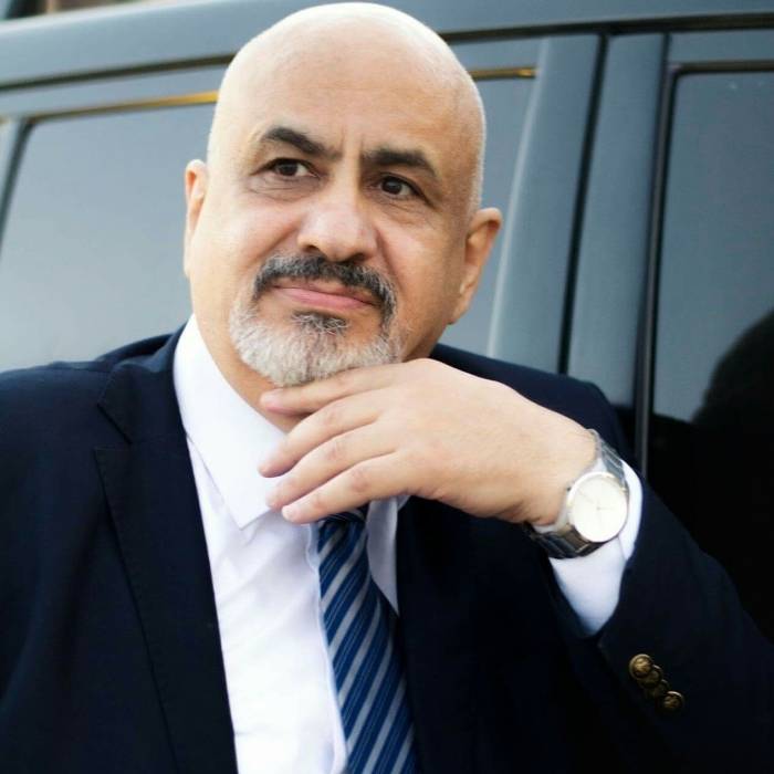 تهنئة للدكتور مصطفى كمال المعاني بمناسبة الخطوبة